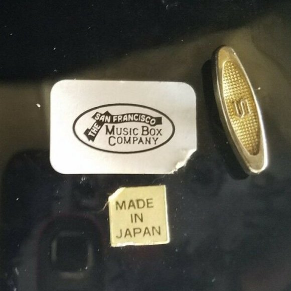 Vtg Music Jewelry Box The San Francisco Music Box Co. holographic buterfly - Picture 6 of 7